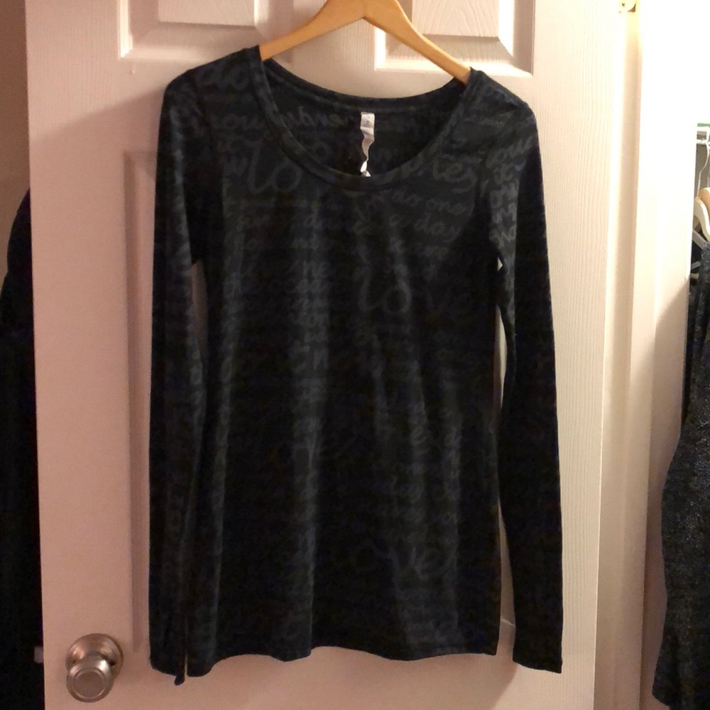 Lululemon long sleeve shirt size 10